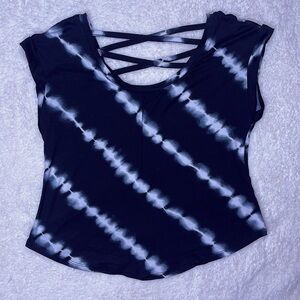 🟢 Junior Shirt size Large (11-13)